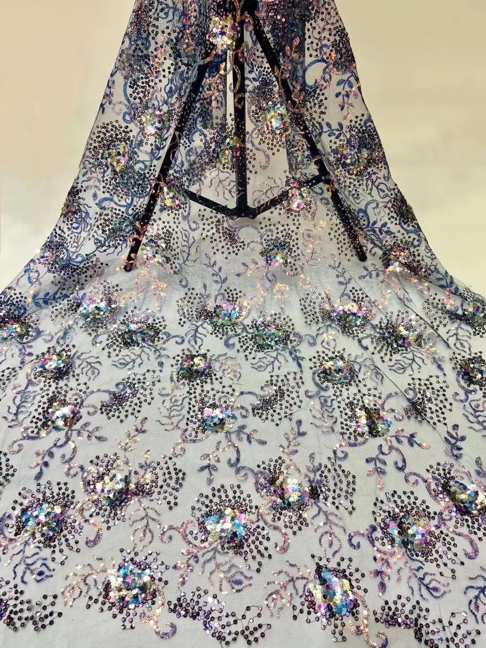 

Latest apparel cloth French net lace fabric embroidery African mesh material with sequins PAN395(5yards/lot) many color
