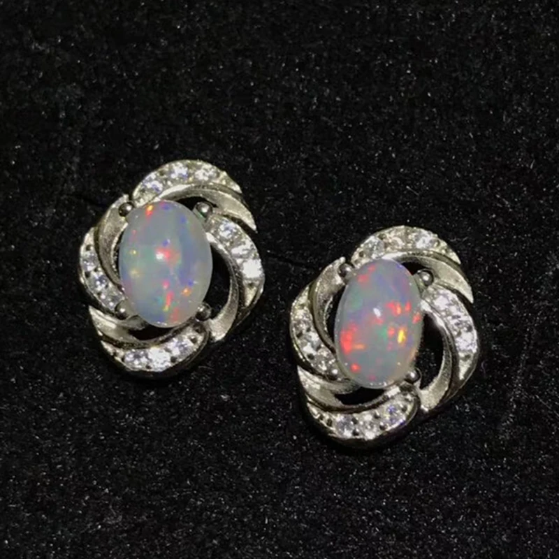 Серьги гвоздики из серебра 925 пробы с натуральным опалом 4 Х6 мм|Серьги-гвоздики| |