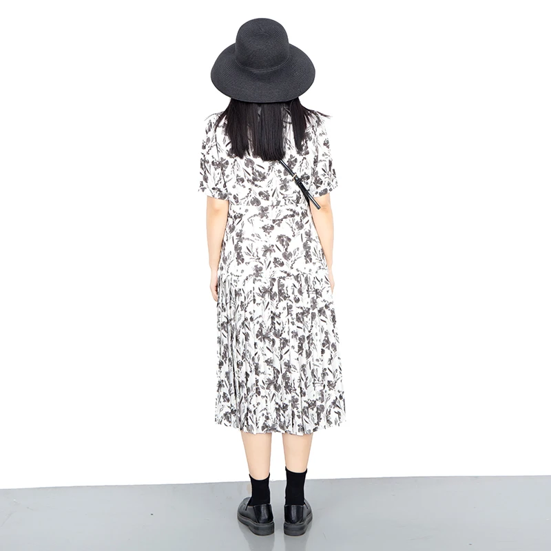 

IEQJ Women White Vintage Chiffon Elegant Printing Pleated Dress New Lapel Short Sleeve Loose Fashion Summer Party 2021 3F0158