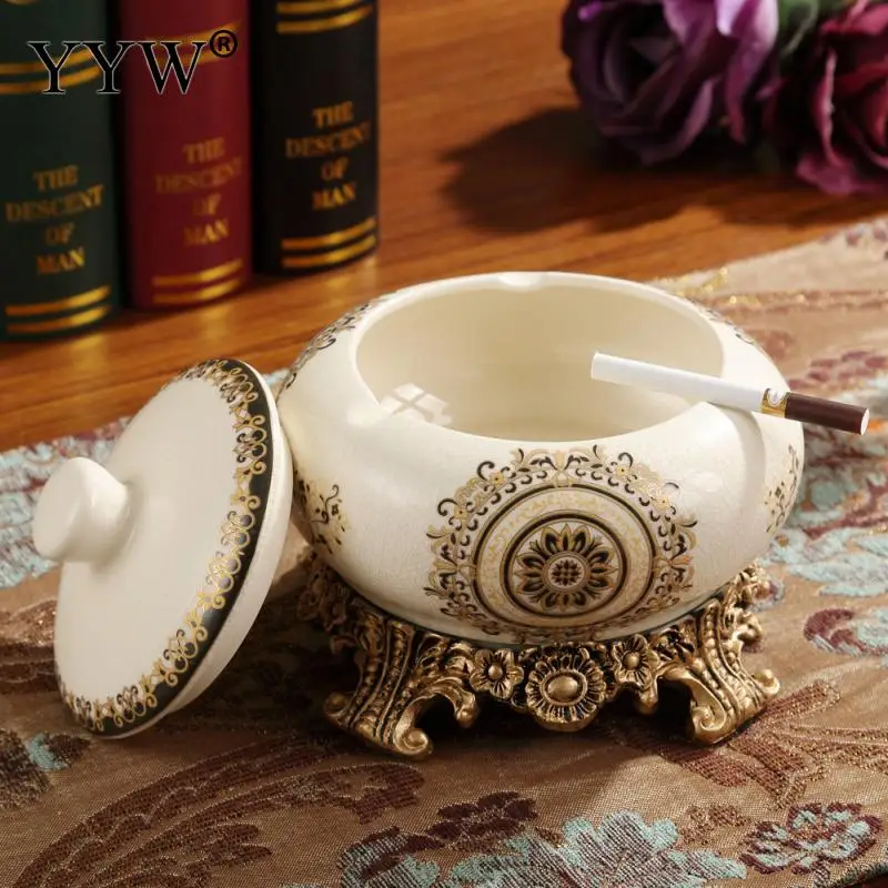 

Portable Cars Home Smoke Accessories Luxury European Ceramics Ashtray Smoking Ash Holdler Cigarette Holder Cenicero Home Decor