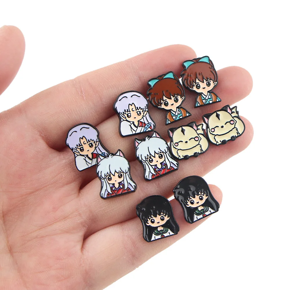 Новое поступление серьги-гвоздики Inuyasha в мультяшном стиле маленькие