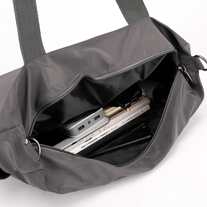 

Nieuwe Vrouwen Handtassen Mode Waterdichte Tote Casual Nylon Schoudertas Grote Capaciteit Canvas Top-Handvat Messenger Bag