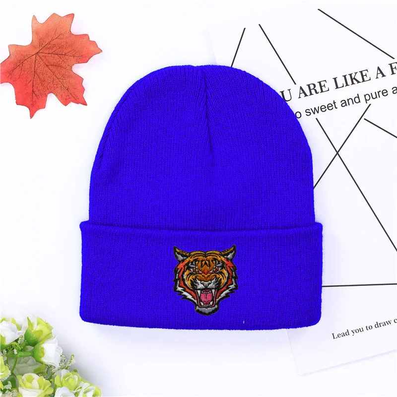 Милая мультяшная зимняя шапка с логотипом тигра Повседневная для мужчин и женщин