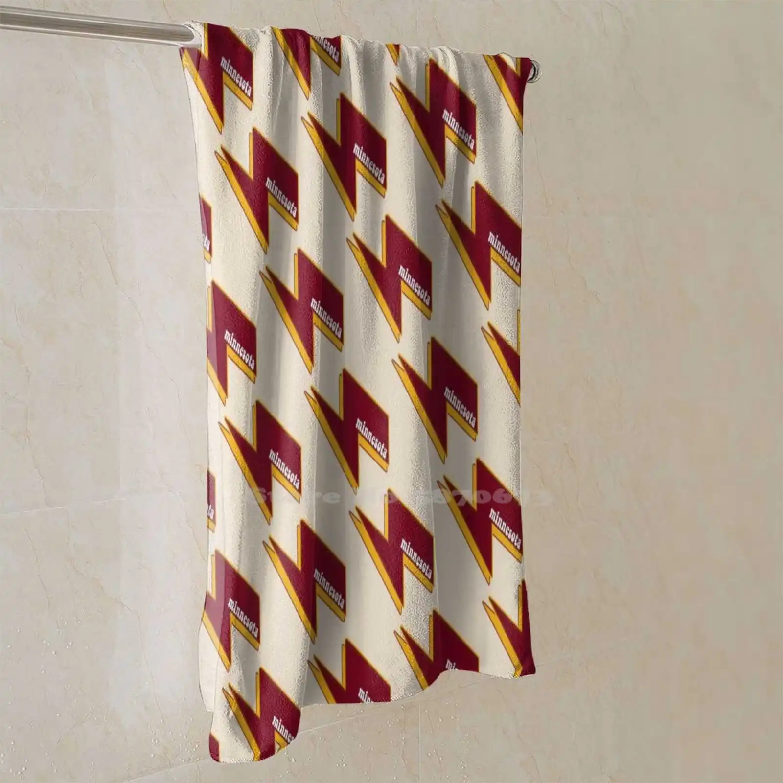 Модное мягкое банное полотенце Миннесота Университетский колледж Молния болта