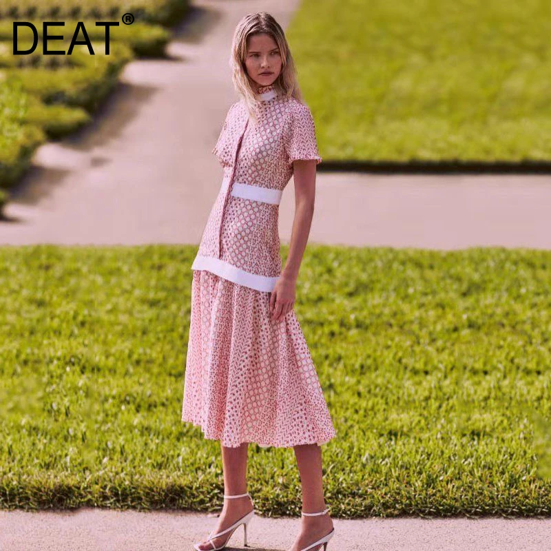 DEAT 2020 Новое весеннее платье со стоячим воротником и коротким рукавом с вышивкой