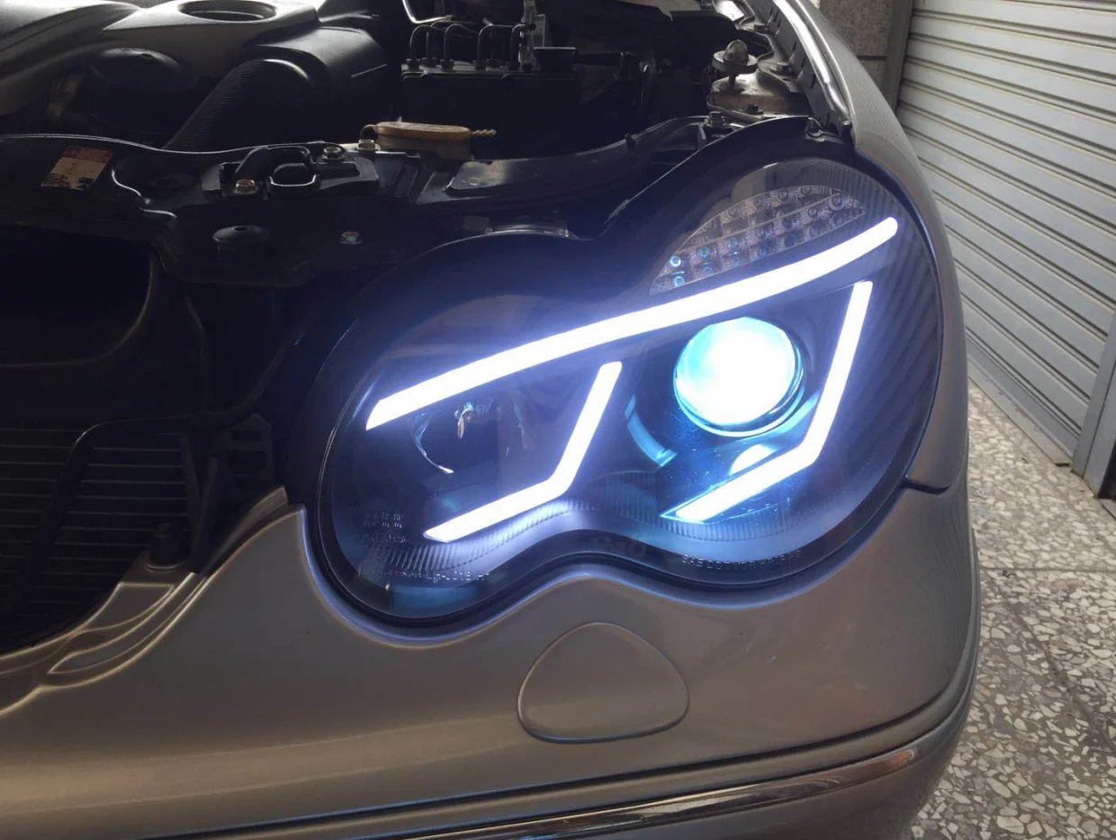 2 шт. светодиодный фонарь для Benz W203 01-07 Автомобильный светодиодный фонарь с двойными ксеноновыми линзами автомобильные аксессуары дневные ходовые огни противотуманные фары