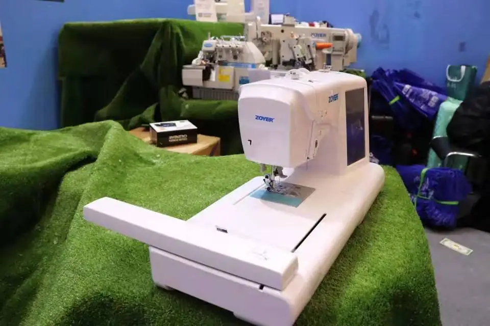 Домашняя швейная машина ZOYER ZY1950T с сенсорным экраном для вышивки и отверстий в