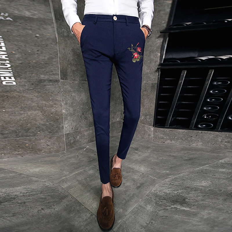 

2020 New Men's Skinny Pants Flower Embroidery Washed Stretch Pencil Trousers Korean Streetwear Fashion Casual Slim Fit Bottoms