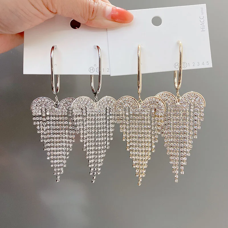 

Новые роскошные серьги Стразы с кристаллами в форме сердца с длинными кисточками для женщин Висячие серьги для невесты ювелирные изделия д...