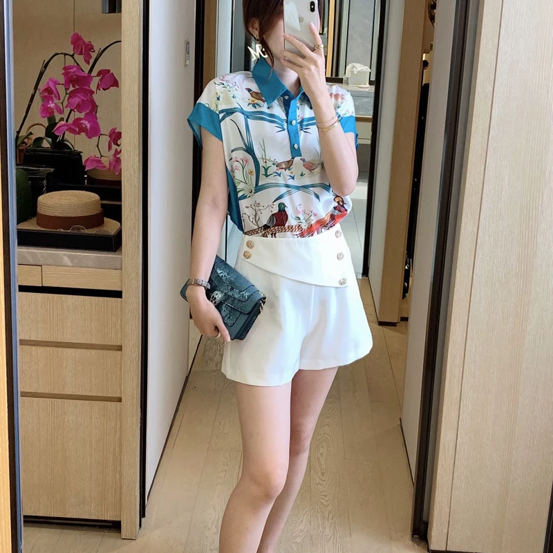 

Bohemian Retro Print Flowers Short Sleeve Shirt White Elegant Temperament Shorts Women'S Two-Piece Suit New High Quality