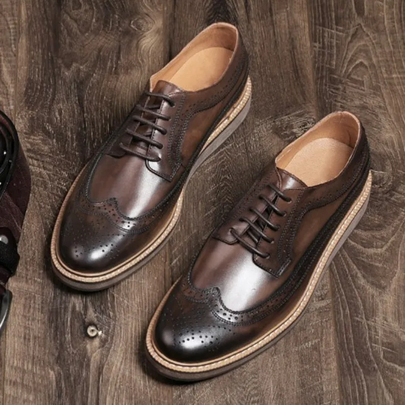 

Italian Men Brogue Shoes Luxury Vintage Real Leather Carved Platform Shoes Handmade Wedding Business Casual Oxfords Dress Shoes