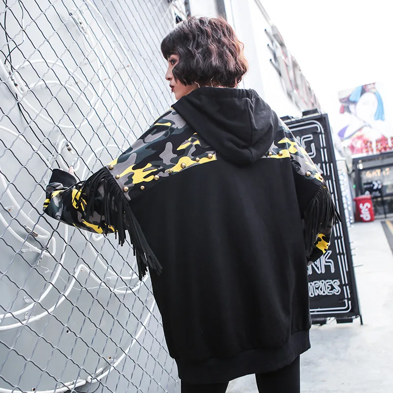 

2020 hoodie women fall/winter camouflage stitching hooded tassels loose long-sleeved mid-length women's top