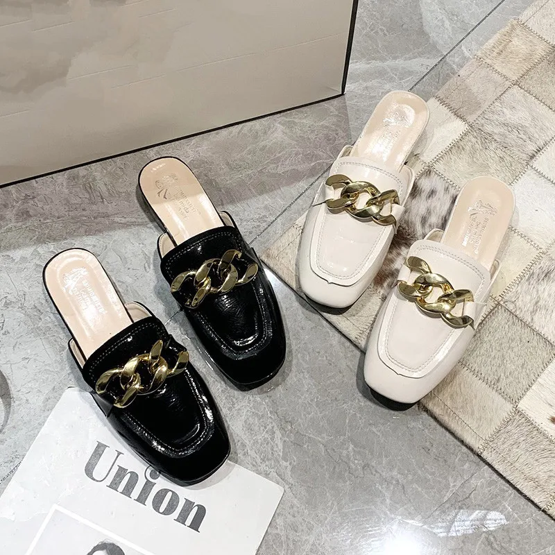 

Rivet Slippers Soft Women Luxury Shoes Slides Pantofle Low Comfort Designer 2021 Hoof Heels PU Metal Decoration Low Slippers Sof