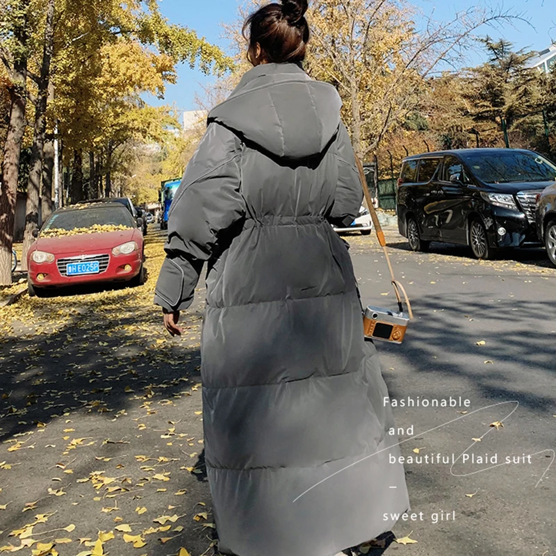 Пальто женское средней длины с капюшоном модное свободное утепленное пальто