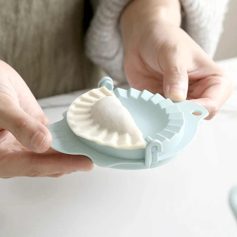 

2021 New DIY Dumplings Maker Tool Wheat Straw Jiaozi Pierogi Mold Dumpling Mold Clips Baking Molds Pastry Kitchen Accessories