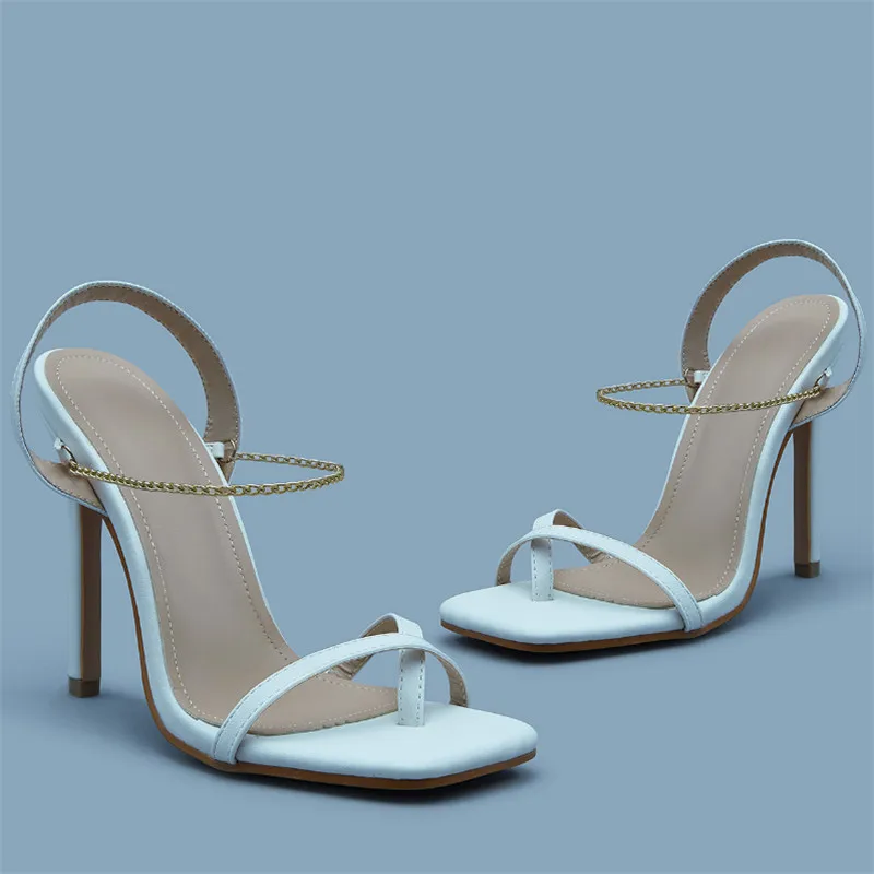 

Вьетнамки на высоком каблуке; Женские босоножки; Пикантные туфли-лодочки с открытым носком и узкими ремешками на цепочке; Женская обувь; Веч...