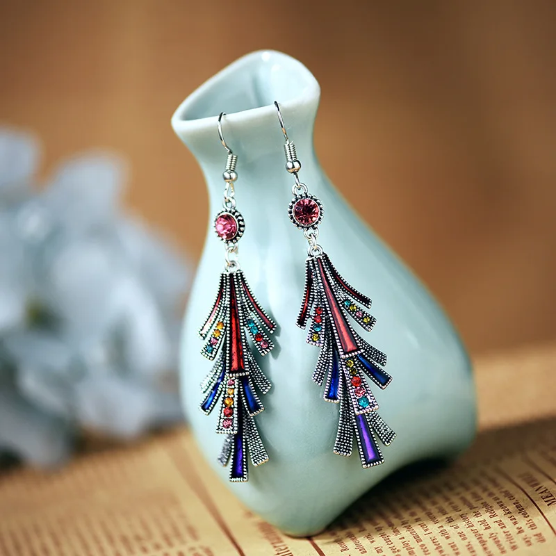 

Ethnic Women's Bohemian Alloy Long Earrings Vintage Rhinestones Beads Gypsy Jhumka Earrings Oorbellen Hangers