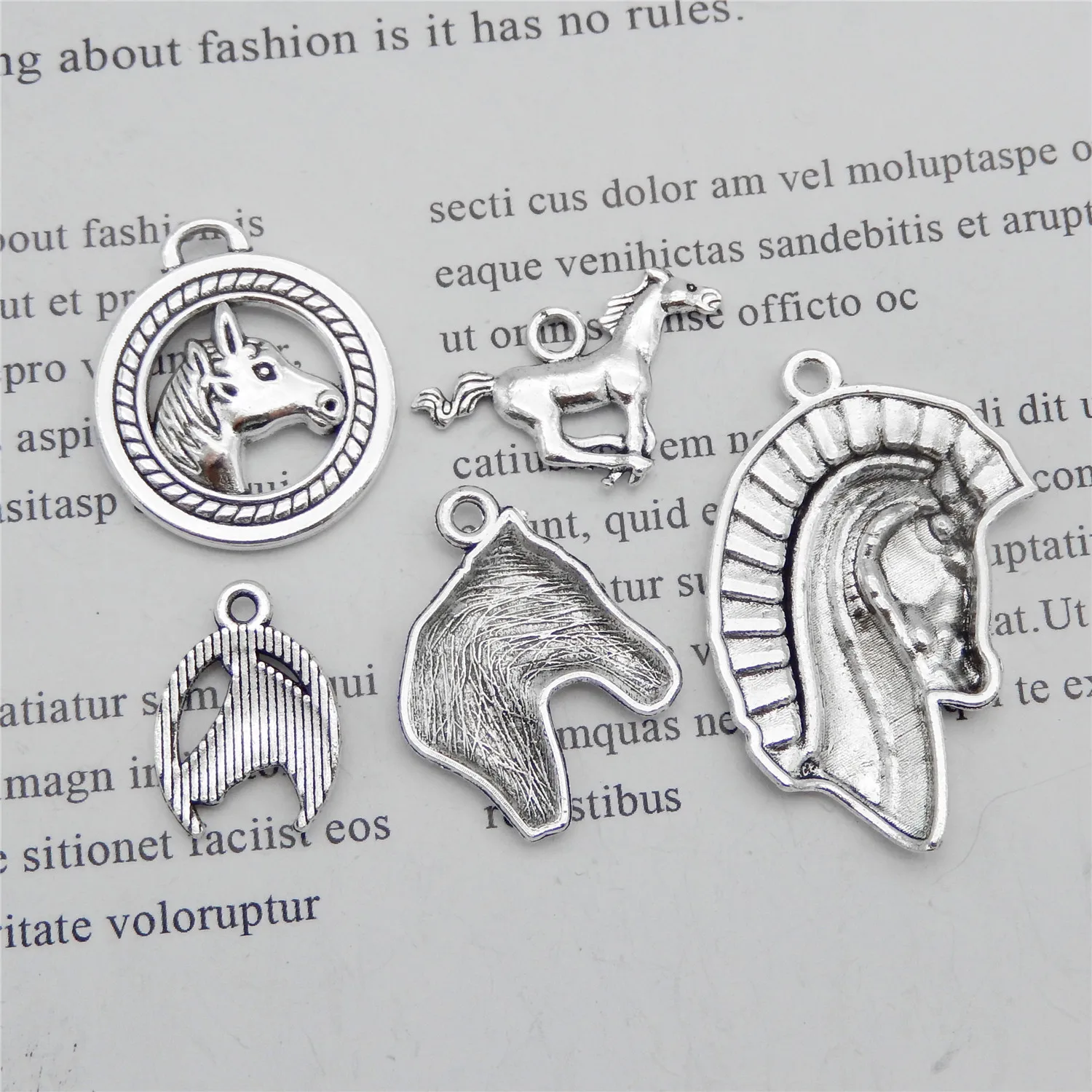 Подвески из цинкового сплава в виде лошадей 5 шт. фурнитура для аксессуаров |