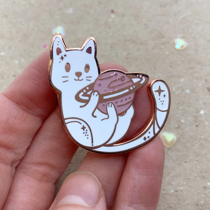 Kawaii Мультфильм Космос милая розовая Планета Белый кот звезда твердая эмаль