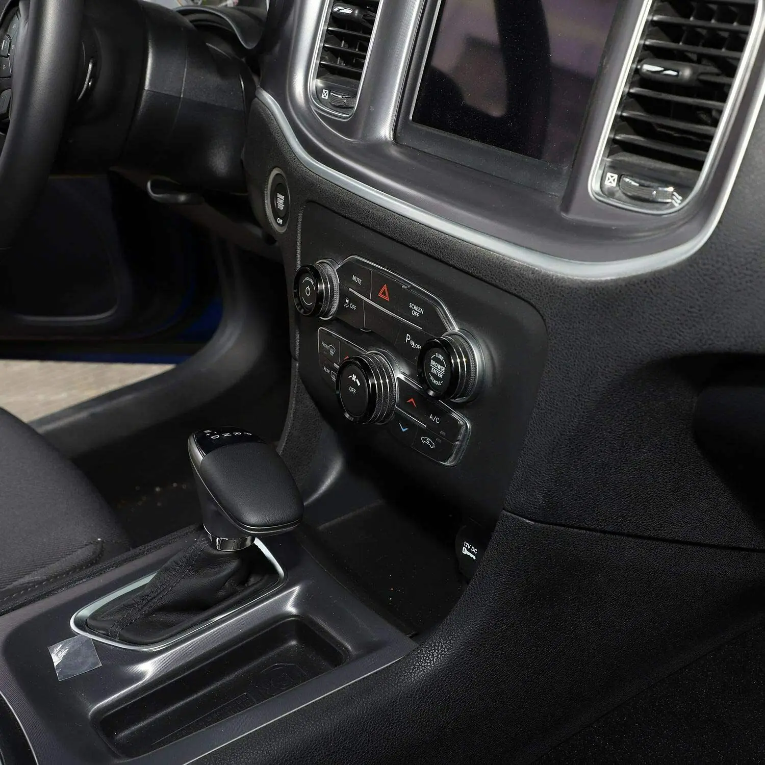 

3pcs Decorative Circle AC Switch Accessories Covers For Dodge Ram 13-18 Knob