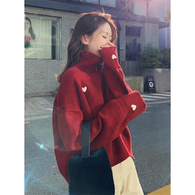 Свитер женский трикотажный с высоким воротом красный | Женская одежда