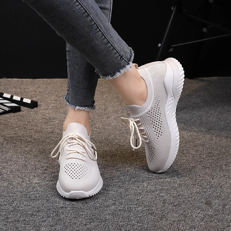 Крутые tenis feminino осенние женские легкие мягкие спортивные туфли Женская теннисная обувь женские прочные спортивные кроссовки дешево