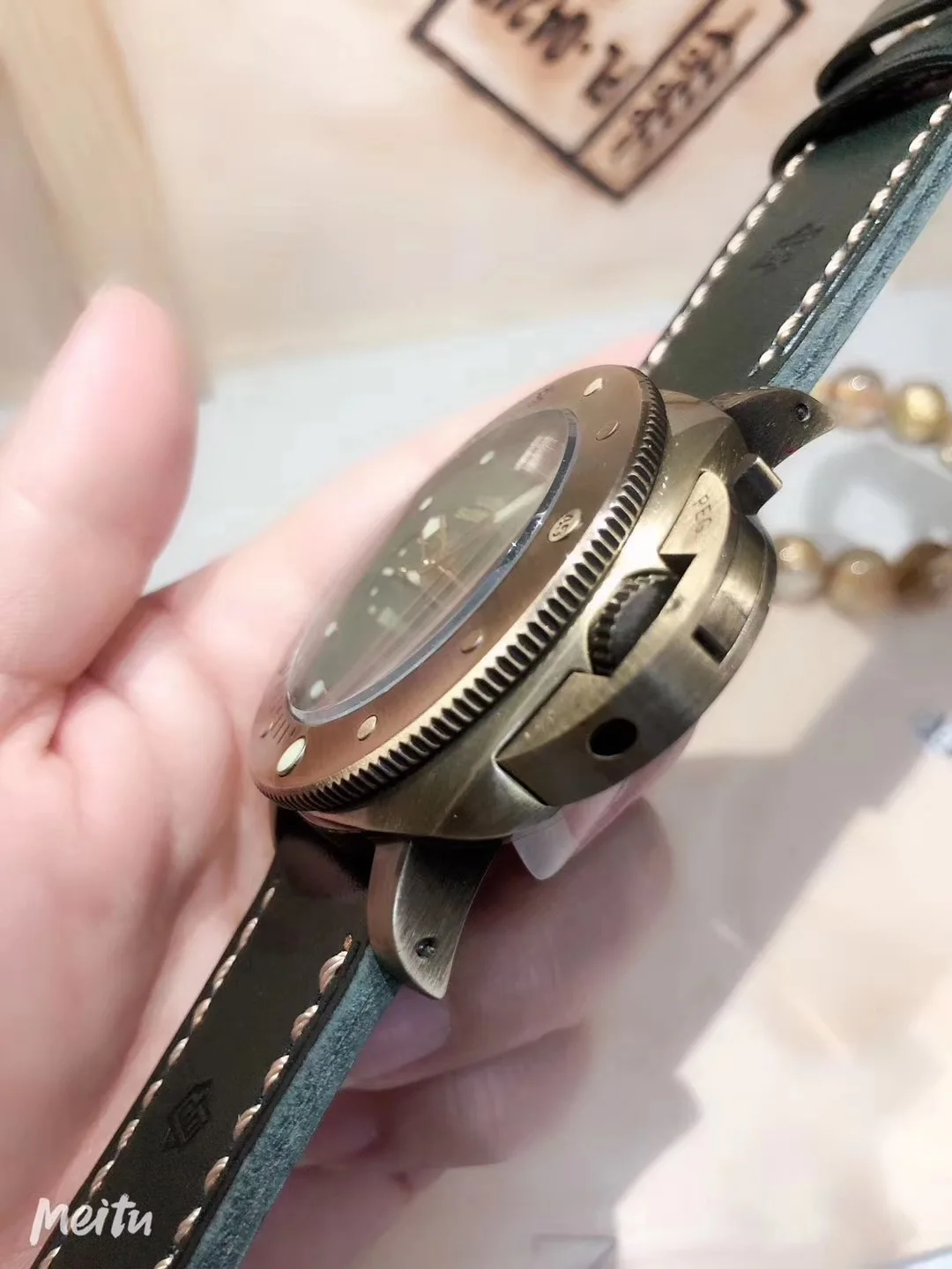 

Classic New Men Automatic Mechanical Sapphire Stainless Steel Bronze Case Black Leather Rubber Ceramic Bezel Watch Luminous