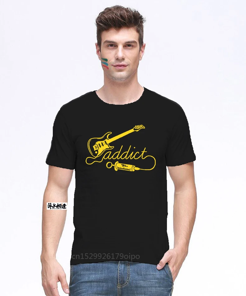 

Мужская футболка с надписью «гитара»