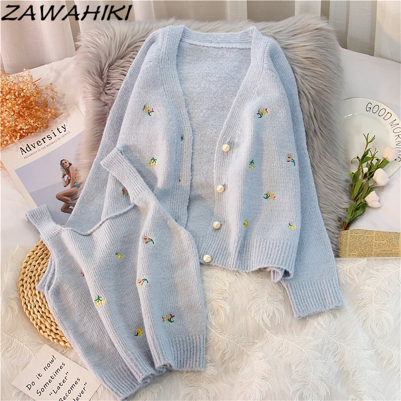 

ZAWAHIKI New Temperament Sweaters Knitted Cardigan Flower Embroidery Suit for Women Fashion Sweet Sling Two-piece Short Tops