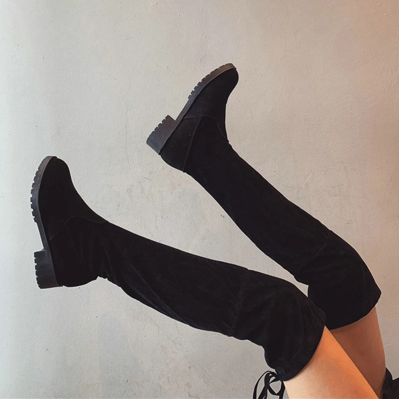 Женские осенне-зимние высокие сапоги мягкие сохраняют тепло выше колена