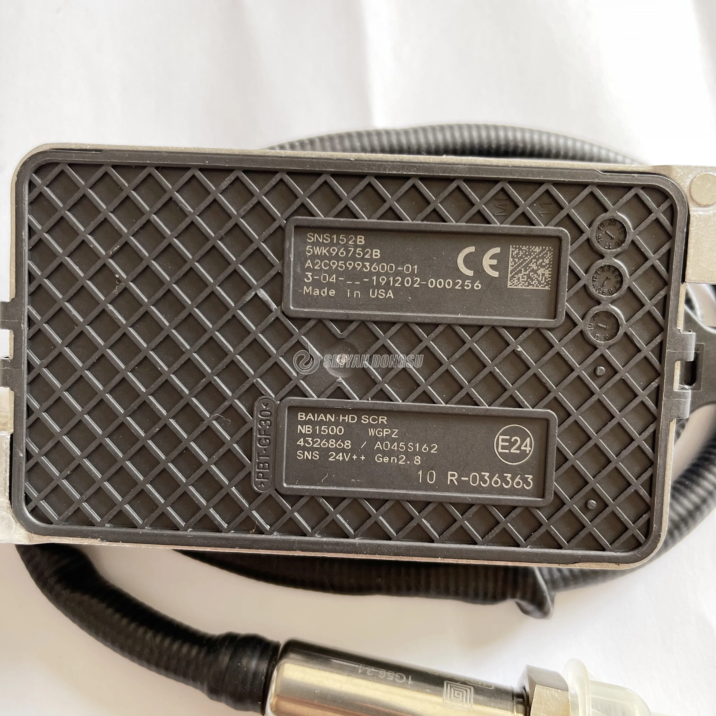 

High quality QSK50 QSK60 SCR DPF 24V Nox Sensor 4326868 5WK96752B A045S162