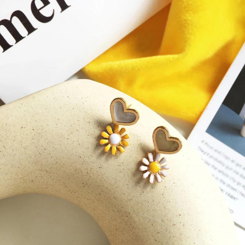 Ассиметричные корейские ювелирные изделия милые маленькие висячие серьги в