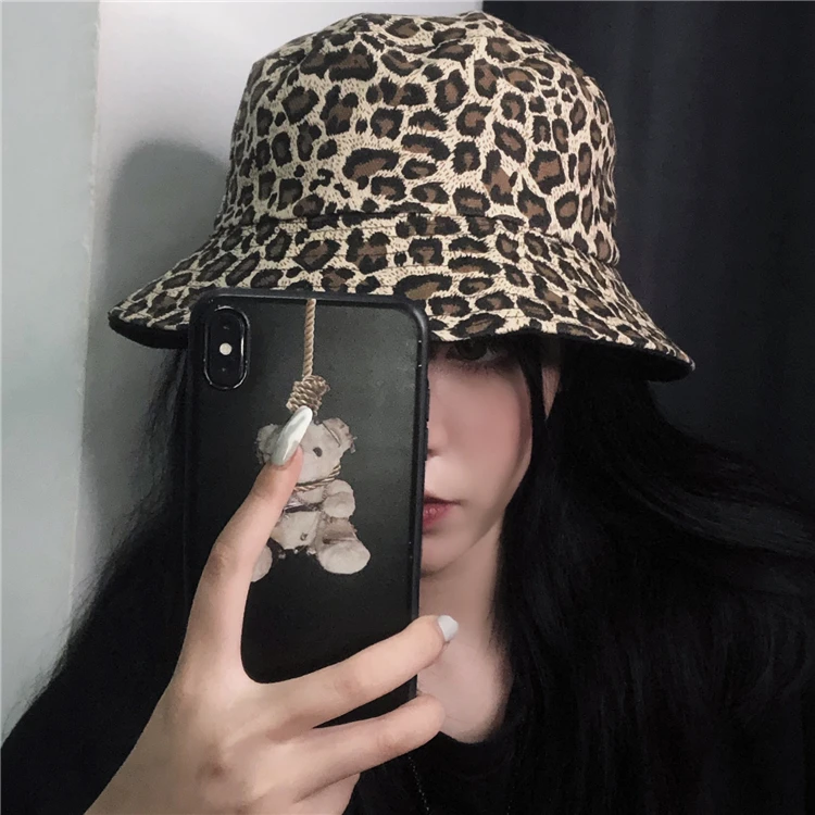 Make special price can be very ~ Korean ins hipster joker double-sided leopard fisherman cap men and women | Аксессуары для одежды