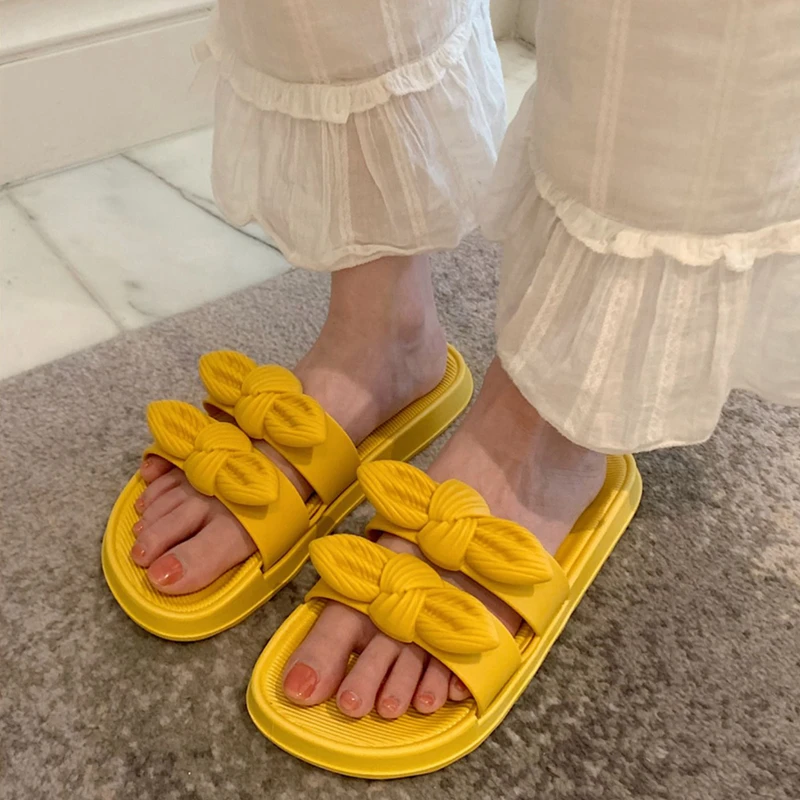 

Girseaby New 2021 Women Slippers Open Toe 2.5cm Heels Slip-On Bowtie Stylish Sweet Soft Comfort Simple Size 40 Summer F1159