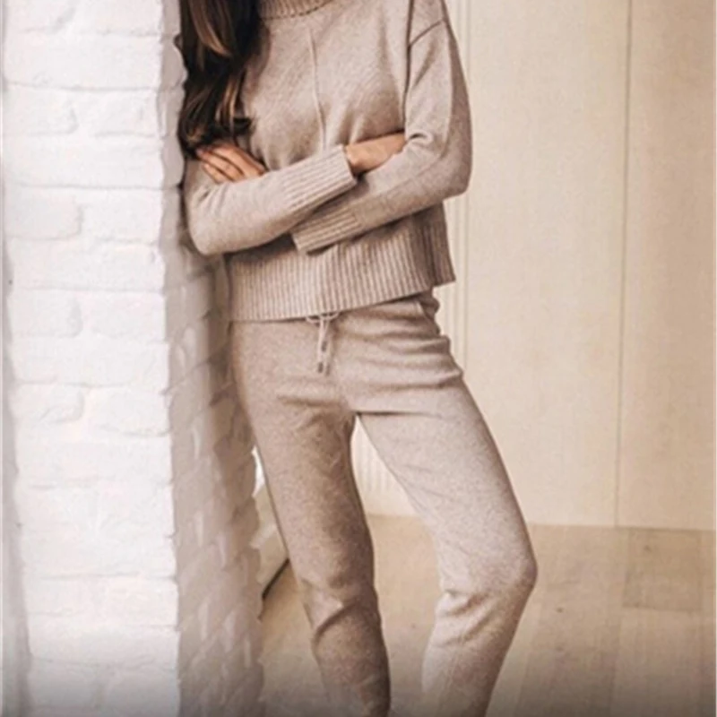 Осенне зимний вязаный спортивный костюм свитшоты с высоким воротником Модный