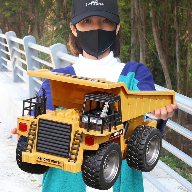 HUINA 1/18 RC Truck Dumper 2.4G Radio Controlled Car crawler  Alloy Tractor Model Engineering Cars Excavator Toy For Boy