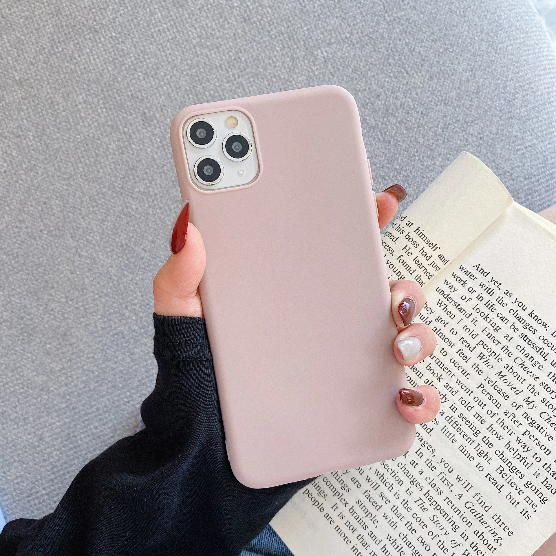 

Suitable for IPhone12/XR/X/7p/XSMAX/11PRO Case Solid Color Series Apple Dull Polish Fashion Mobile Phone Case Wholesale