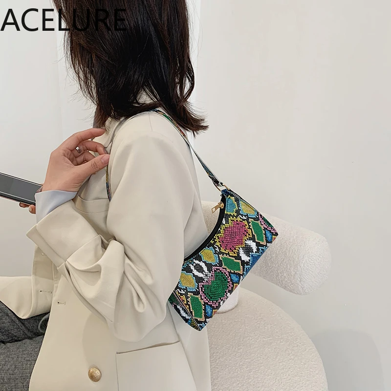 

ACELURE Fashion Exquisite Shopping Bag Retro Casual Women Totes Shoulder Bags Female Solid Color PU Leather Chain Handbags Flap