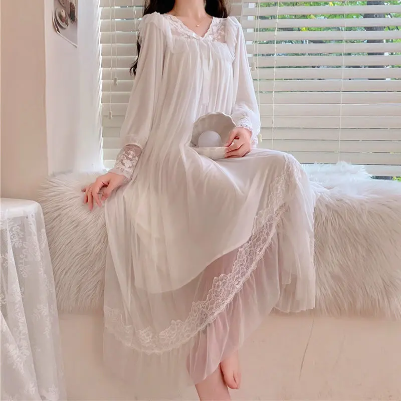 

Victorian Long Lolita Night Dress Women Princess Sleepwear Fairy White Tulle Lace Peignoir Vintage Nightgowns Kawaii Nightwear