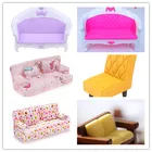 Милый миниатюрный кукольный домик, мебель, цветочный тканевый диван с 2 подушками для кукол, детский игровой домик, игрушки, 1 комплект