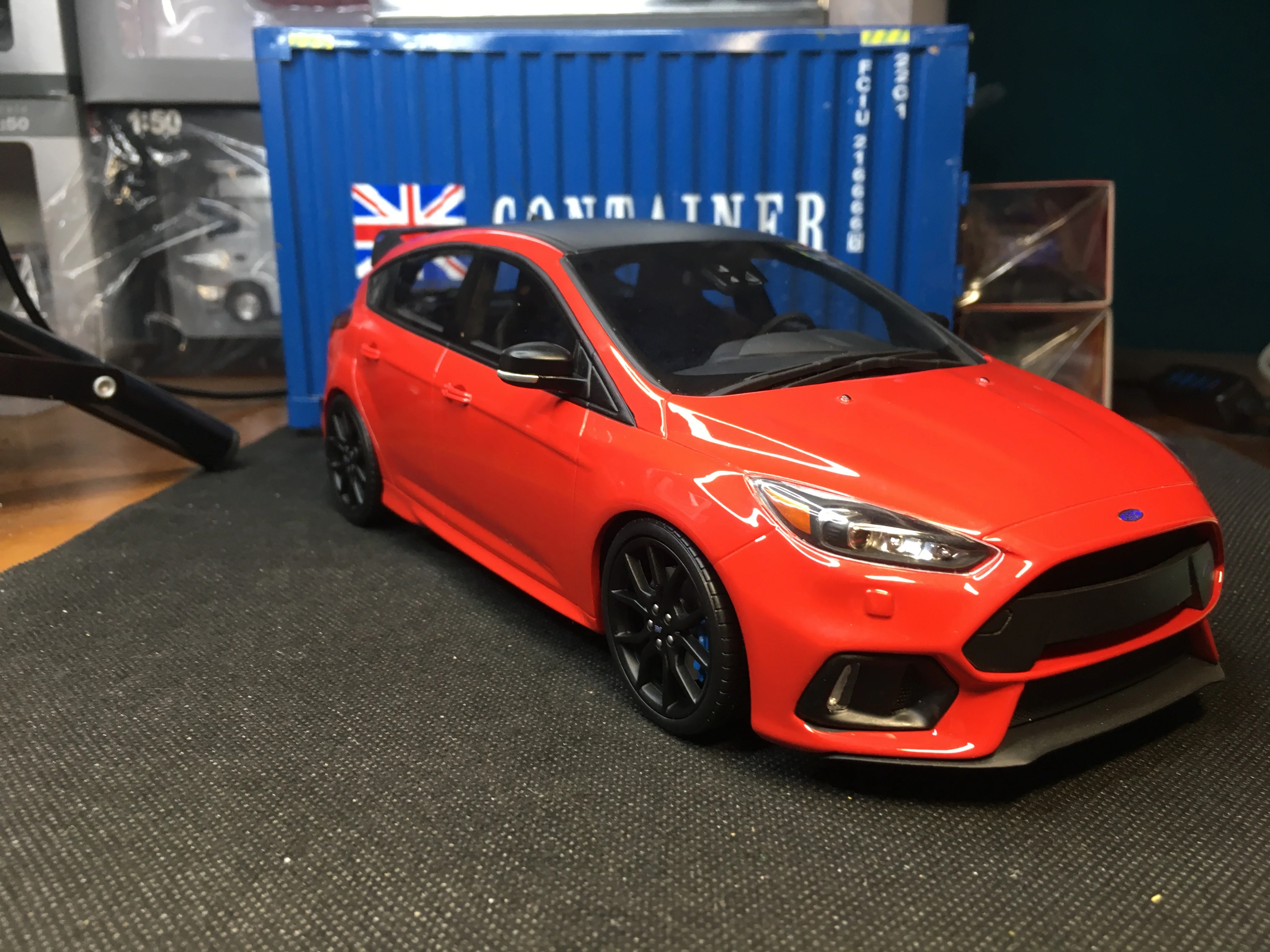 

OTTO 1/18 Ford Focus RS 2017 Resin Model Car Collection Limited