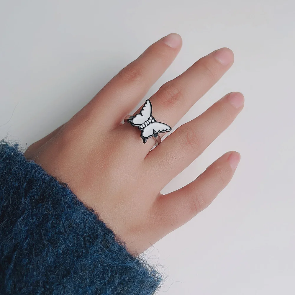 

Creative Rotate Freely Butterfly Rings For Women Dripping Oil Rotatable Spining Multicolor Butterfly Daisy Finger Ring Jewelry