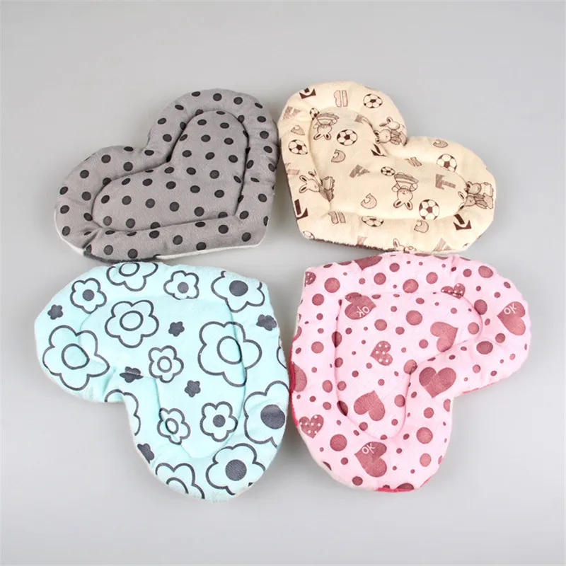 Теплый хлопковый коврик для сна в форме сердца с маленькими животными кровати