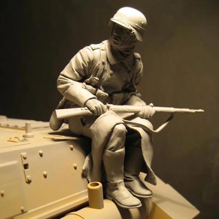 Набор для сборки фигурок из смолы 1/16 Tank Rider|Наборы моделей| |