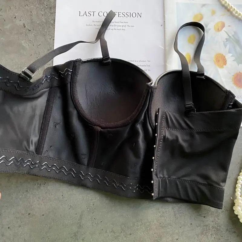 

Sexy Metal Stars Deco Bralet Bustier Bra Night Club Vest Tops Faux Leather Cool Crop Top Women Fashion Punk Tank Top