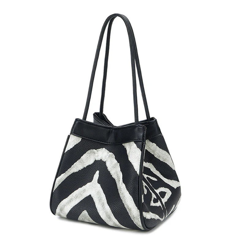 

2021 New Zebra Pattern Handbag Woman Baguette Bag Fashion Personality Dumpling Bags Lady Travel Leather Purses and Handbags