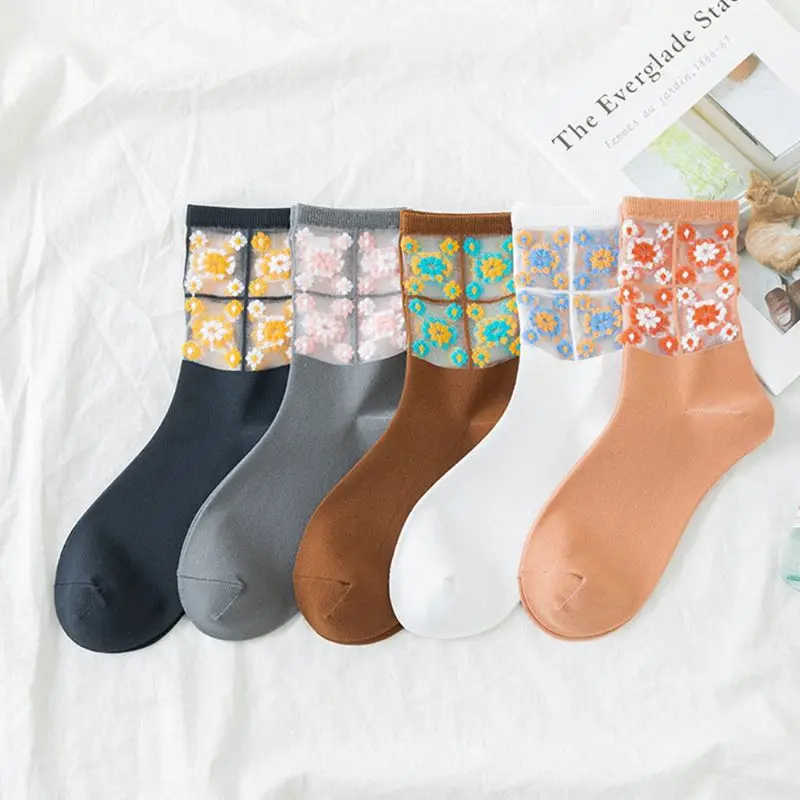 

Women Daisy Floral Patchwork Ankle Socks Transparent Mesh Jacquard Tube Hosiery 2020 Korean Style Hosiery 22-25cm
