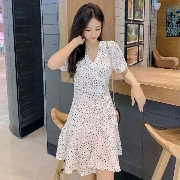 

A-line Dress 2021 Summer New Korean Short Sleeve Medium and Long V-neck Feminine Style with Thin Waist and Chiffon Polka Dots