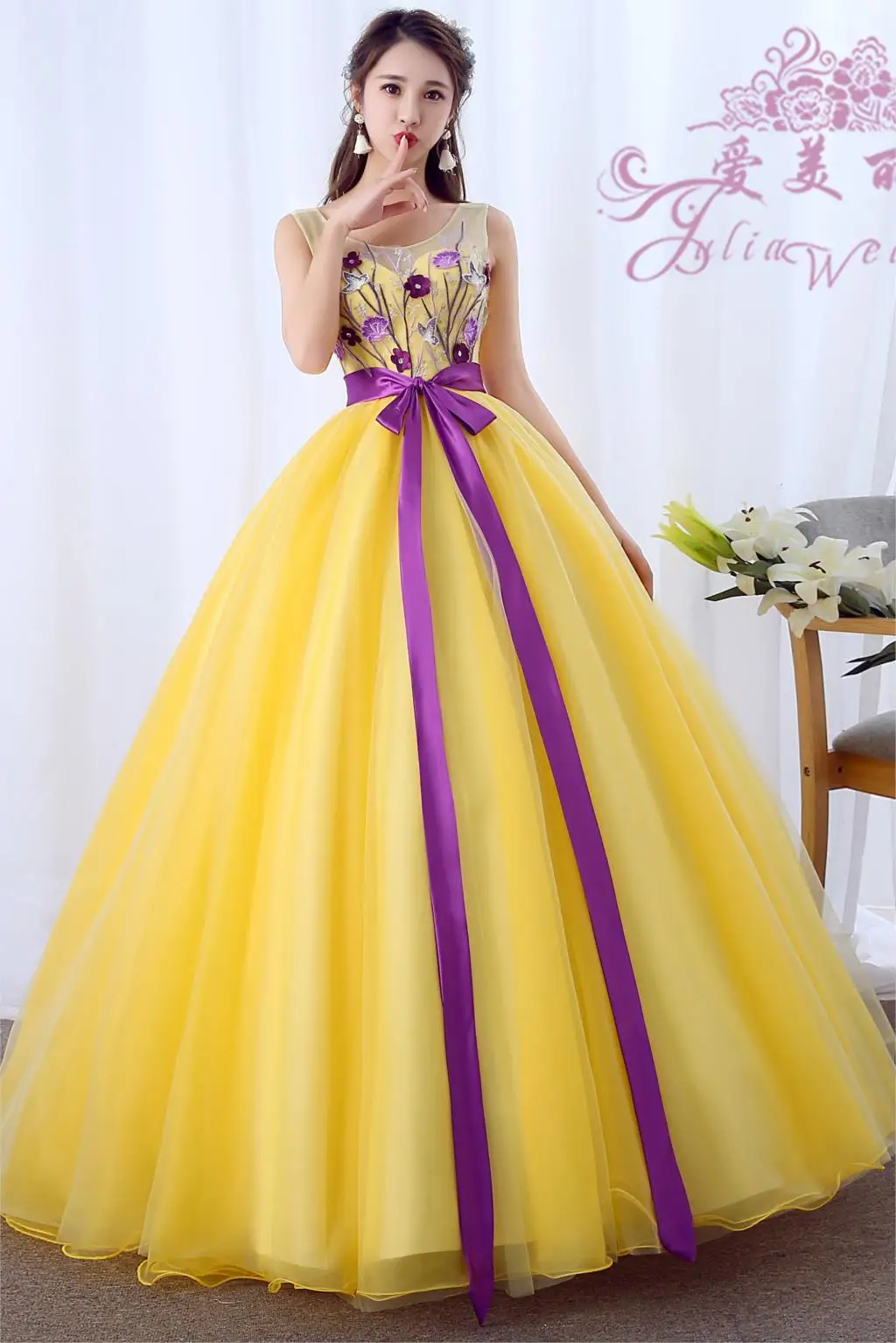 Элегантное желтое платье Quinceaneras платья с жемчужными рукавами для девочек 15 лет