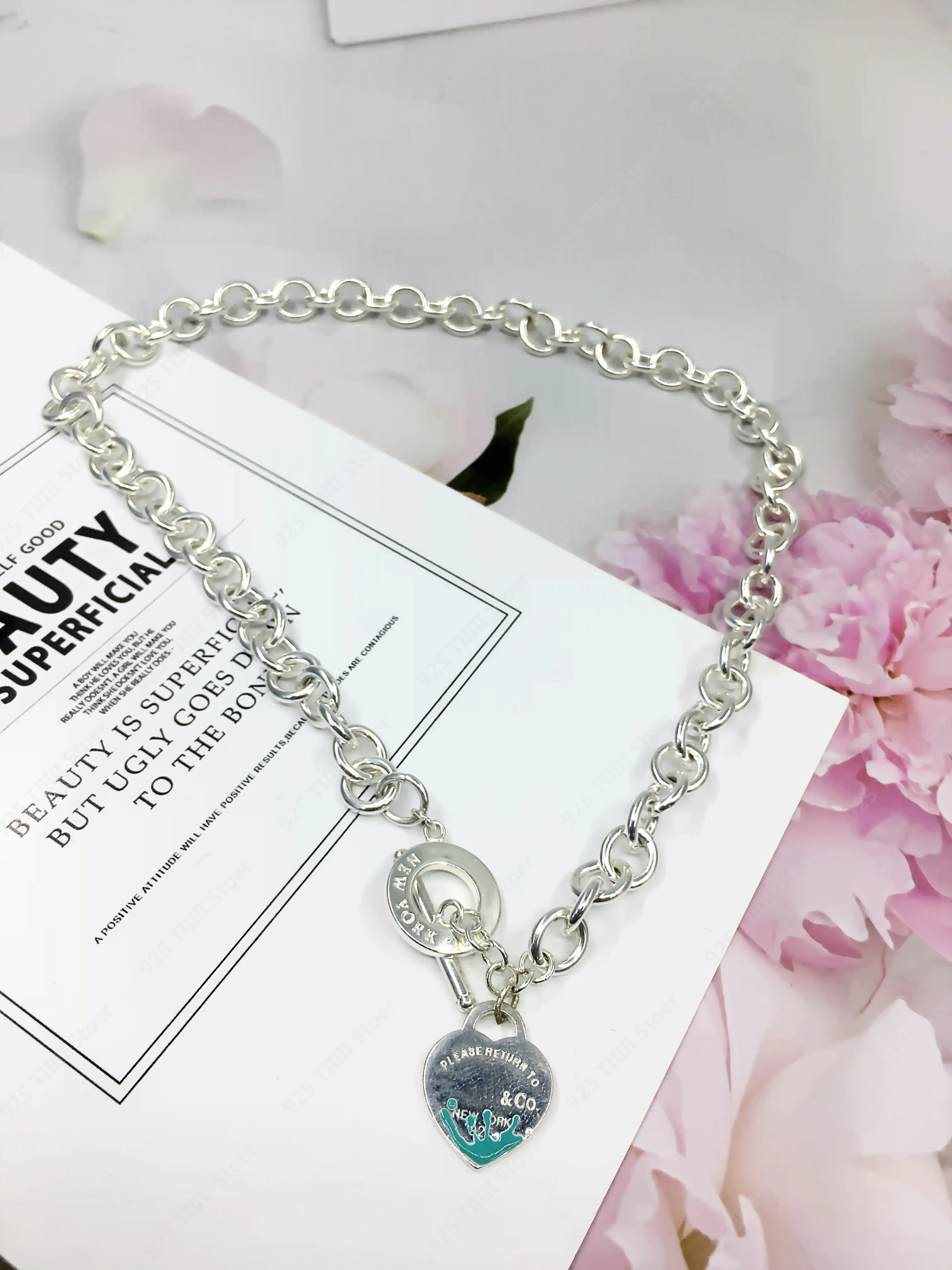 

Ms S925 pure silver spray heart-shaped pendant necklace, label classic romantic fashion, high quality jewelry, holiday gifts